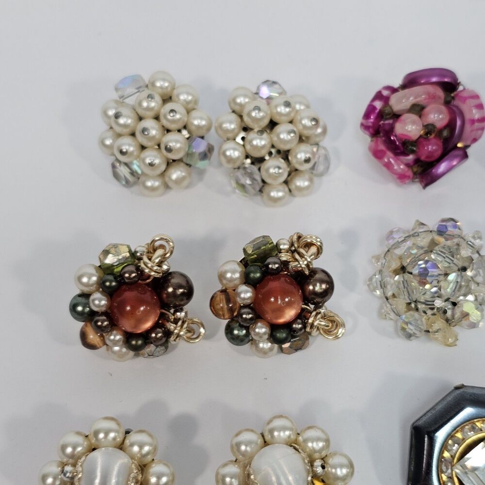 Vintage Lot Of 10 Beaded Cluster Clip On Earrings Japan Hong Kong - Picture 2 of 8